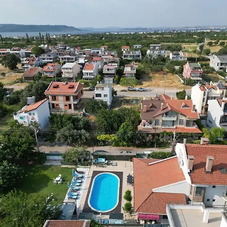 Aparthotel Dardanos