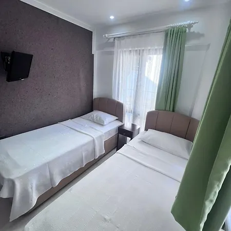 Dardanos Aparthotel
