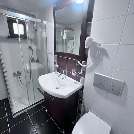 Dardanos Aparthotel