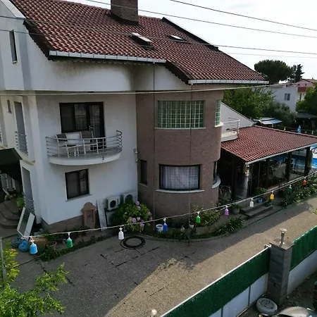 Aparthotel Dardanos